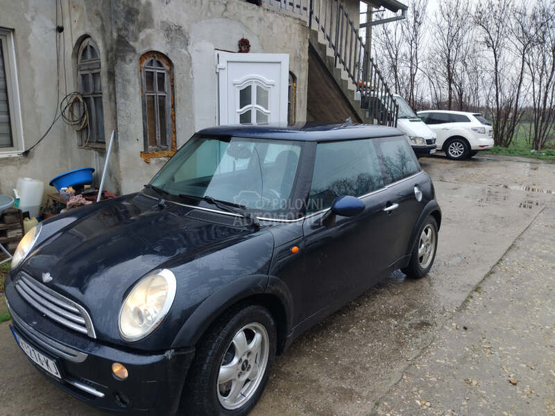 MINI One 