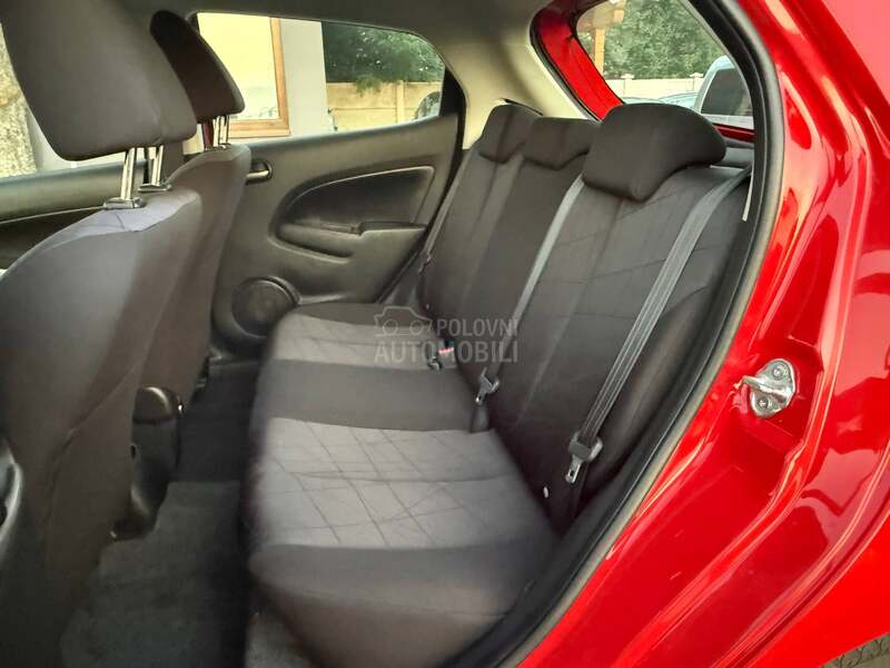 Mazda 2 1.3i