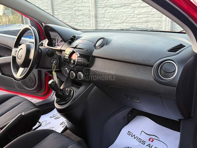 Mazda 2 1.3i