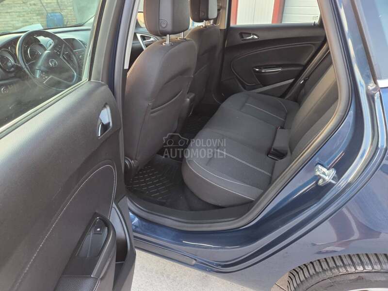 Opel Astra J 1.7CDTi COSMO