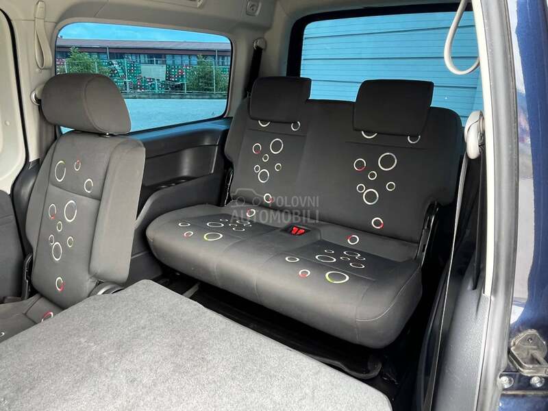Volkswagen Caddy maxi 7 sedista