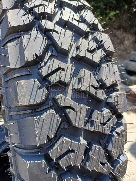 Davanti 195/80 R15 Sve sezone