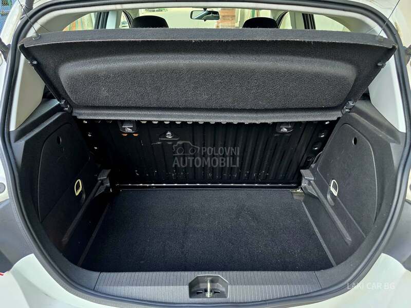Opel Corsa E 1.0 TB 5 v r a t a