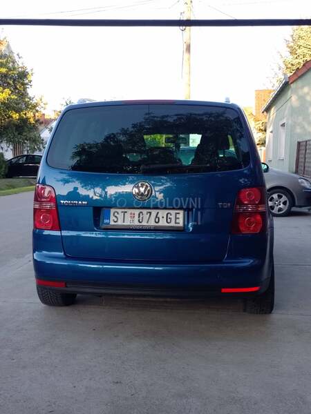 Volkswagen Touran 1.4