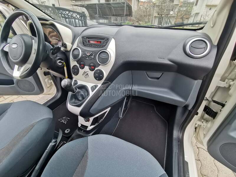 Ford Ka 1.2 PERLA PANO