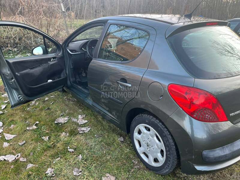 Peugeot 207 