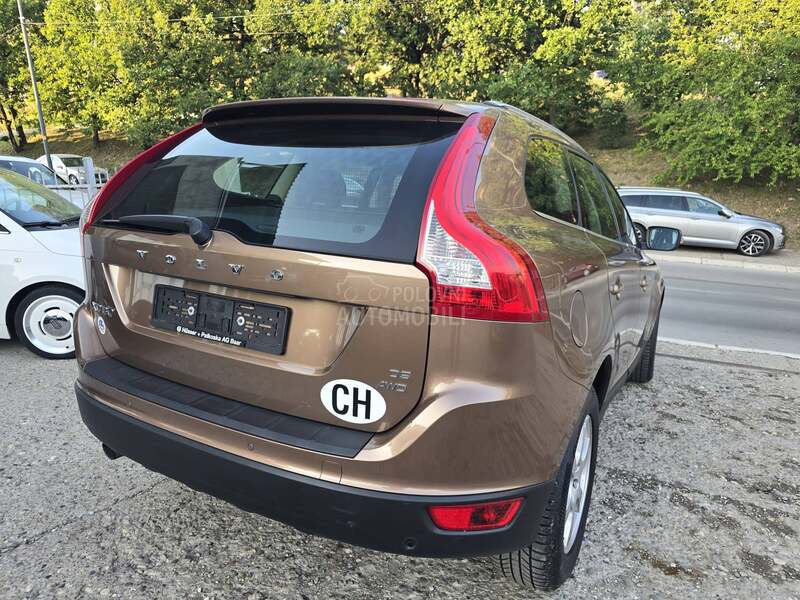 Volvo XC60 D5 AWD CH