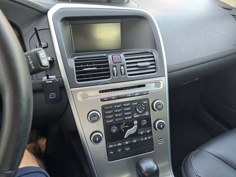 Volvo XC60 D5 AWD CH