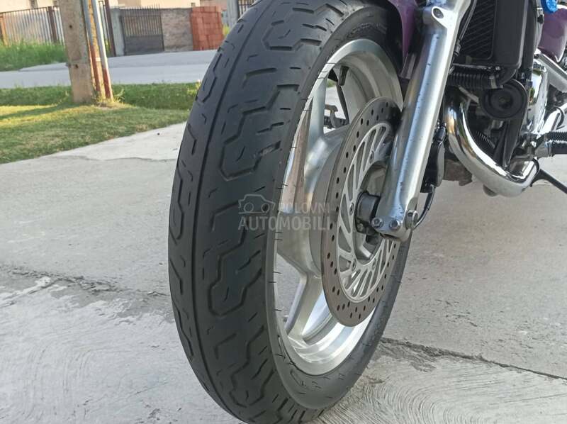 Honda VF 750 C Magna uvoz CH