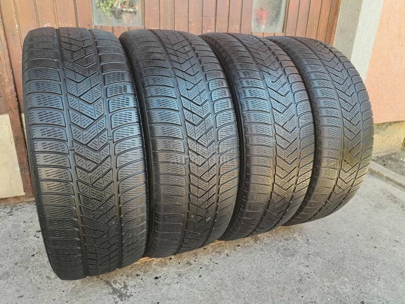 Pirelli 255/55 R20 Zimska