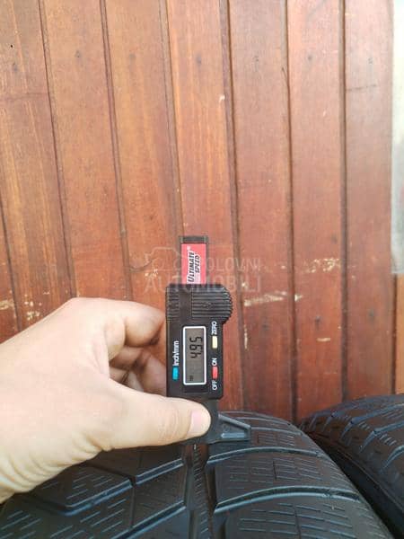 Pirelli 255/55 R20 Zimska