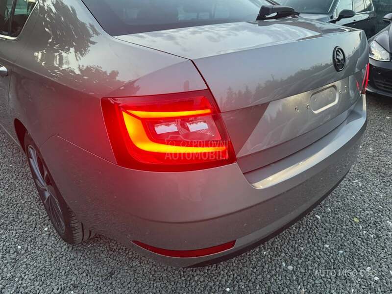 Škoda Octavia 2,0tdi DSG LaurentCL
