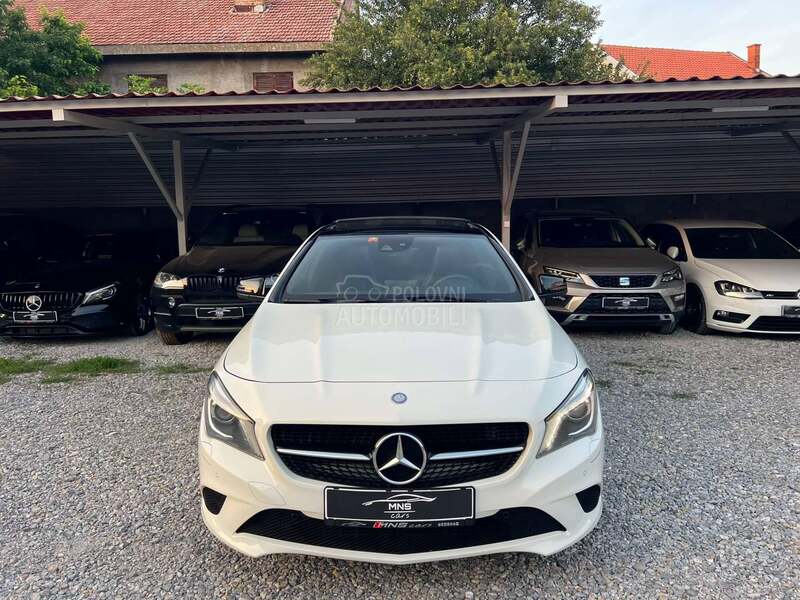 Mercedes Benz CLA 200 AMG/Aut7G/Pano/Led