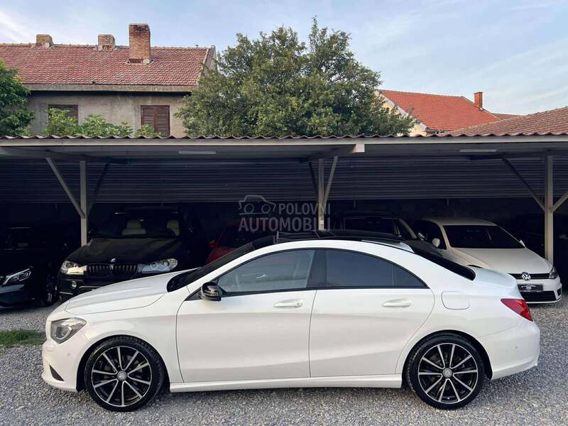 Mercedes Benz CLA 200 AMG/Aut7G/Pano/Led