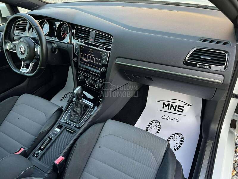 Volkswagen Golf 7 3xR line/DSG/Pan/ACC