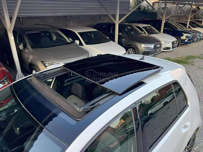 Volkswagen Golf 7 3xR line/DSG/Pan/ACC