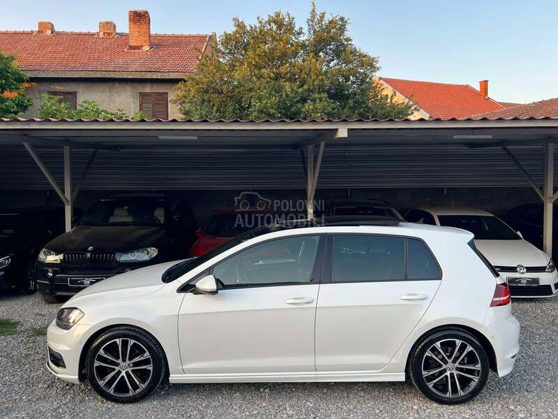 Volkswagen Golf 7 3xR line/DSG/Pan/ACC