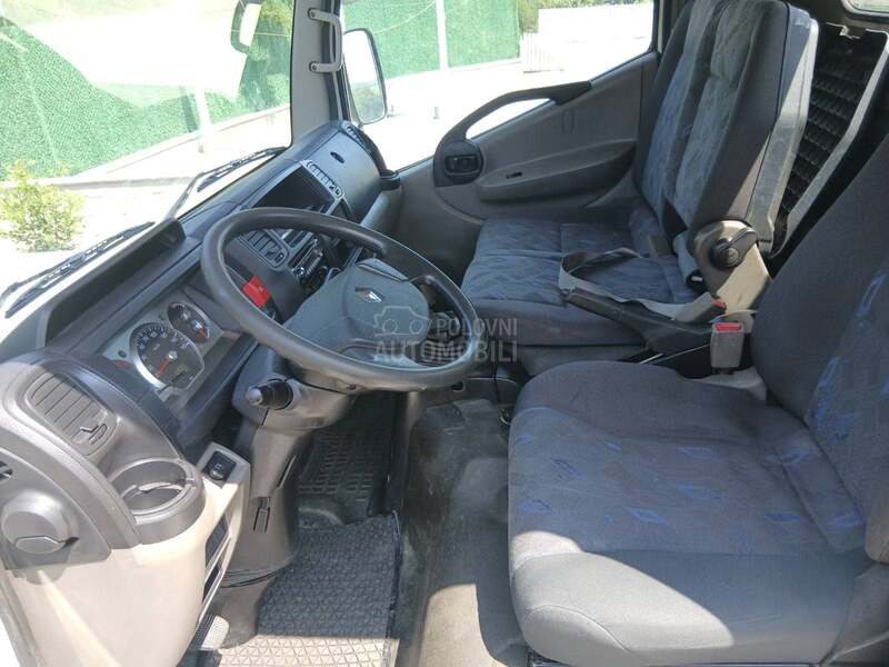 Renault Maxity 130