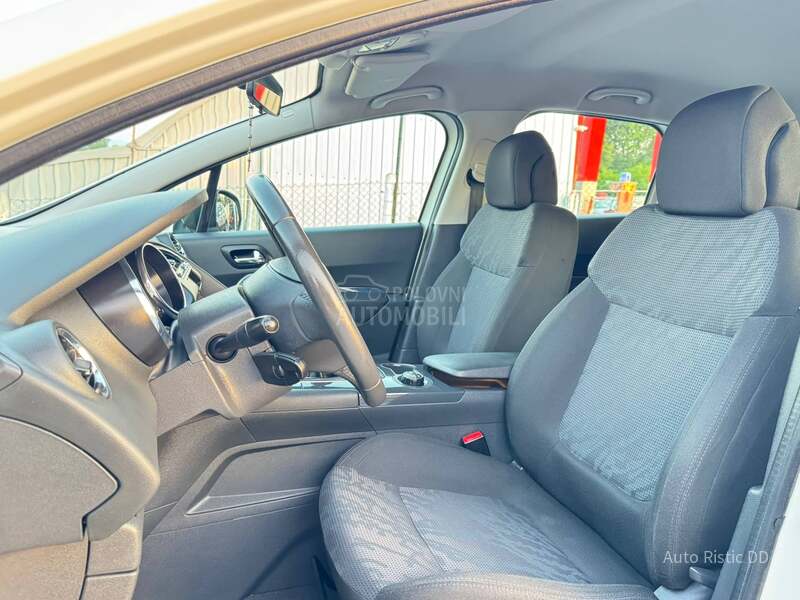 Peugeot 3008 1.6 HDI PERLA T O P