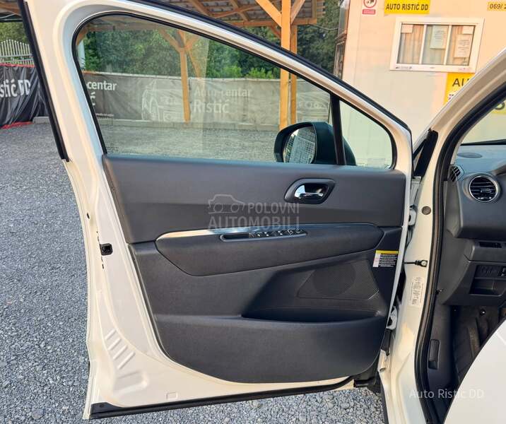 Peugeot 3008 1.6 HDI PERLA T O P