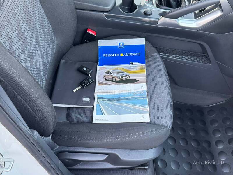 Peugeot 3008 1.6 HDI PERLA T O P