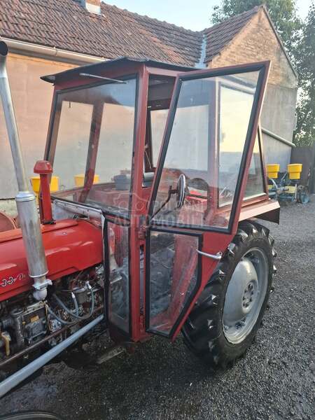 IMT 533/539 kabina