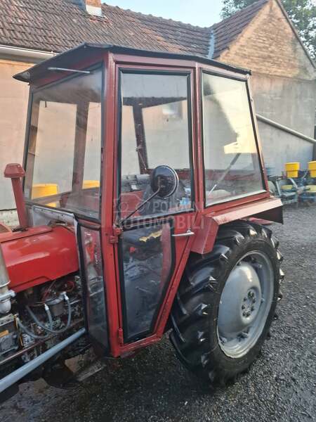 IMT 533/539 kabina