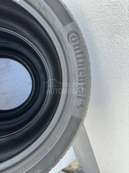 Continental 235/50 R19 Letnja