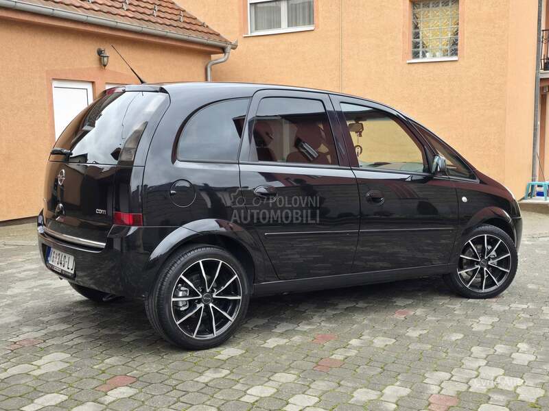 Opel Meriva 1.7 CDTI T.0.P.