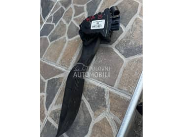 Papucica gasa za Opel Meriva od 2010. do 2017. god.