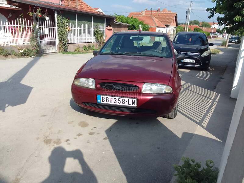 Ford Fiesta 1.3 b e n z