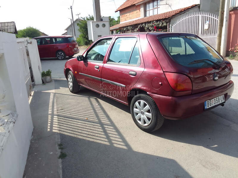 Ford Fiesta 1.3 b e n z