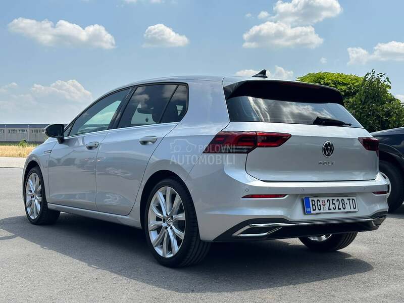 Volkswagen Golf 8 Style 2.0 190