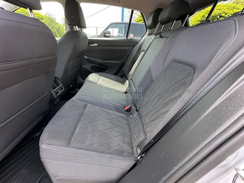 Volkswagen Golf 8 Style 2.0 190