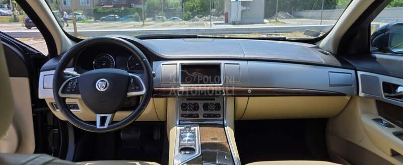 Jaguar XF 2,2d
