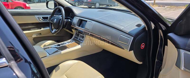 Jaguar XF 2,2d