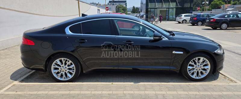 Jaguar XF 2,2d