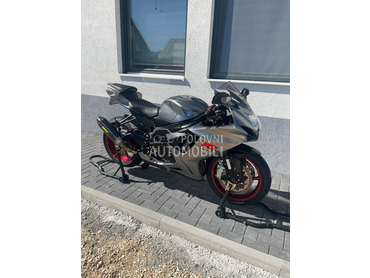 Suzuki gsxr
