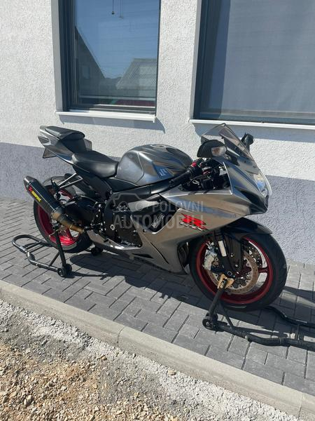 Suzuki gsxr