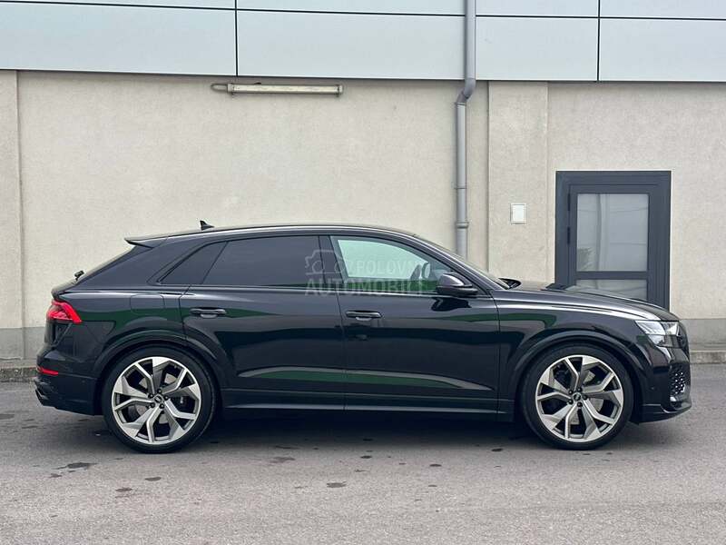 Audi RS Q8 