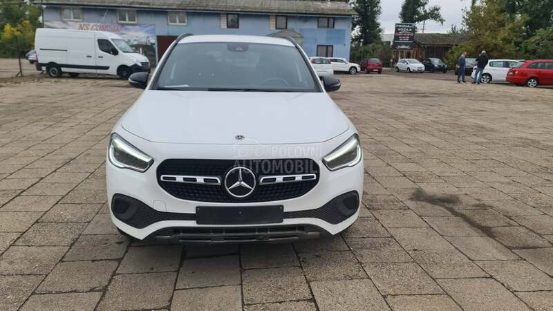 Mercedes Benz GLA 200 2.0d LED/4 MATIC