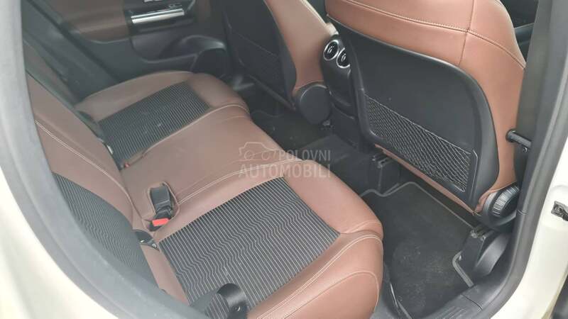Mercedes Benz GLA 200 2.0d LED/4 MATIC
