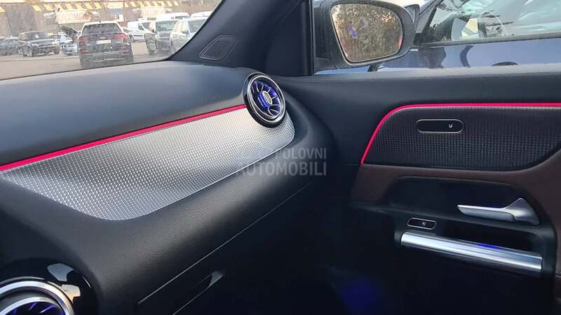 Mercedes Benz GLA 200 2.0d LED/4 MATIC