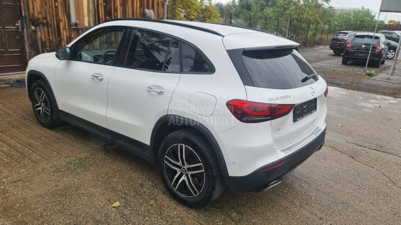 Mercedes Benz GLA 200 2.0d LED/4 MATIC
