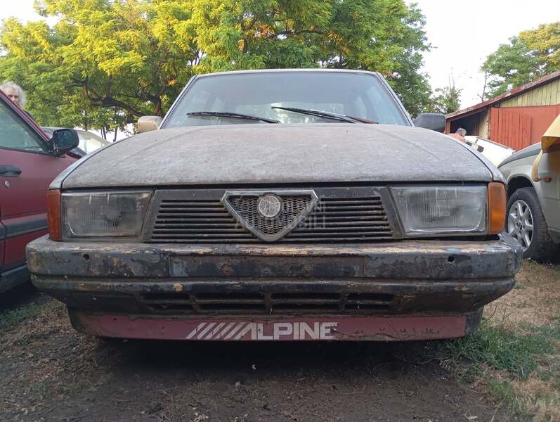 Alfa Romeo 75 2.0 T.S