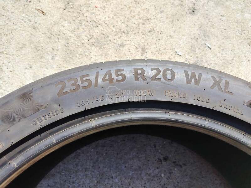 Continental 235/45 R20 Letnja