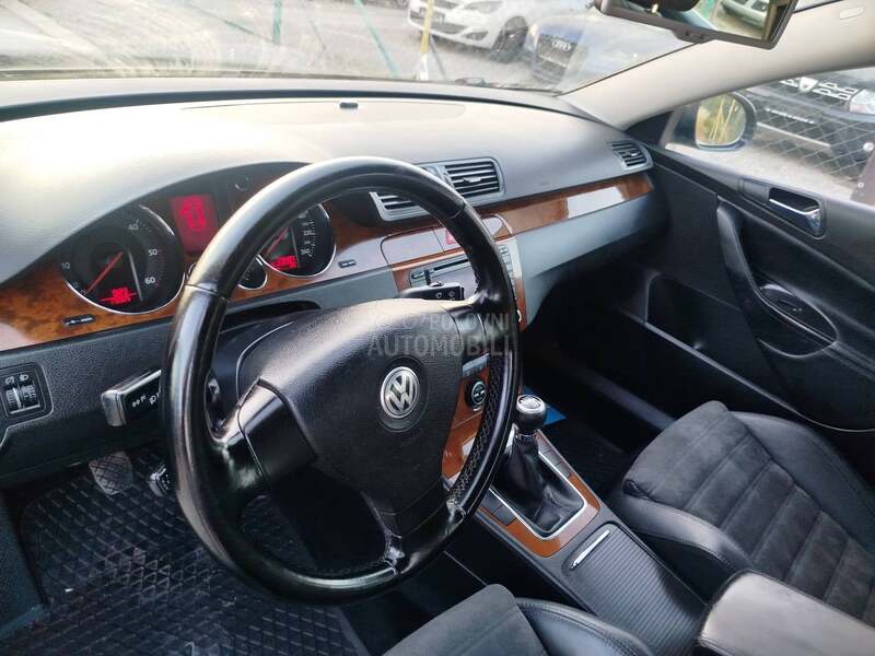 Volkswagen Passat B6 2.0d  u.v.o.z  C H
