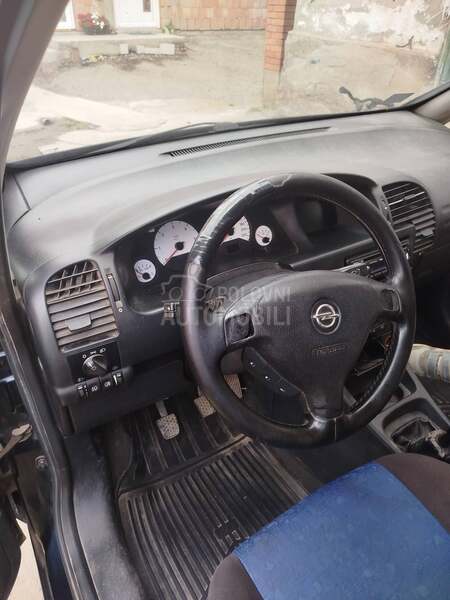 Opel Zafira 2.0DTi
