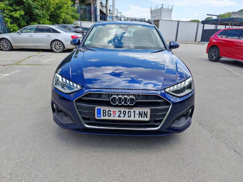 Audi A4 G-Tron