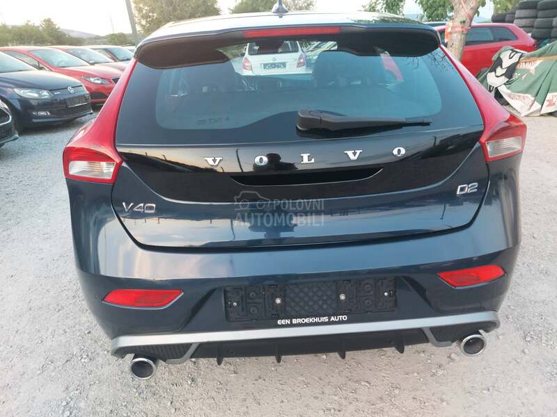 Volvo V40 1.6 D2 Rdesign